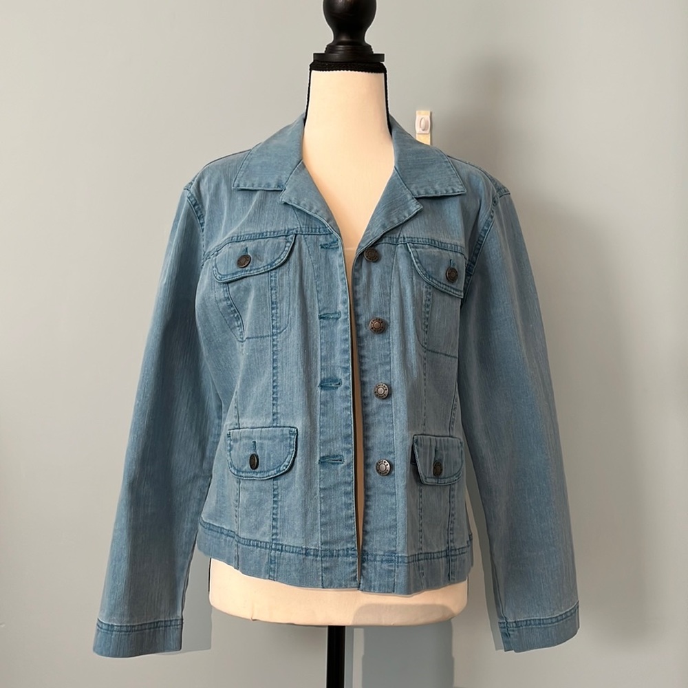 Chico’s Lightweight Denim jacket